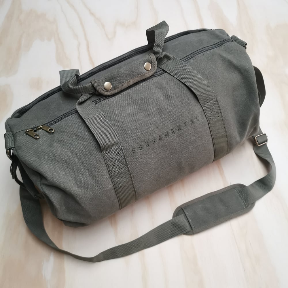 SALE Fundamental Barrel Bag