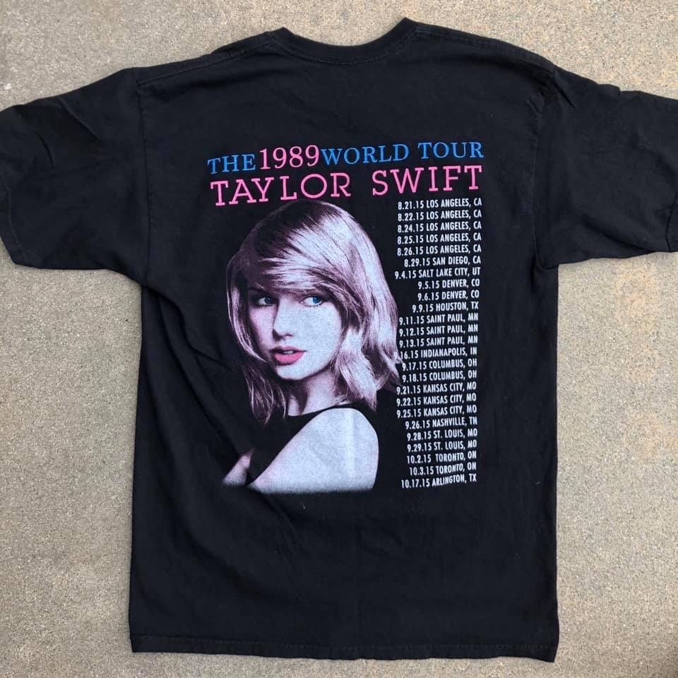 Taylor Swift “1989 World Tour” Tee | Wornography