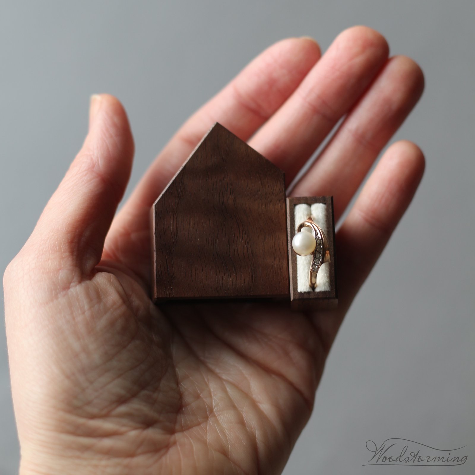 tiny engagement ring box
