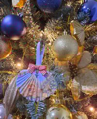 Image 1 of Découpage Shell Decorations 