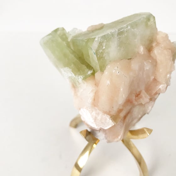 Image of Green Apophyllite/Stilbite no.03 Pink Cactus Collection Brass Claw Pairing