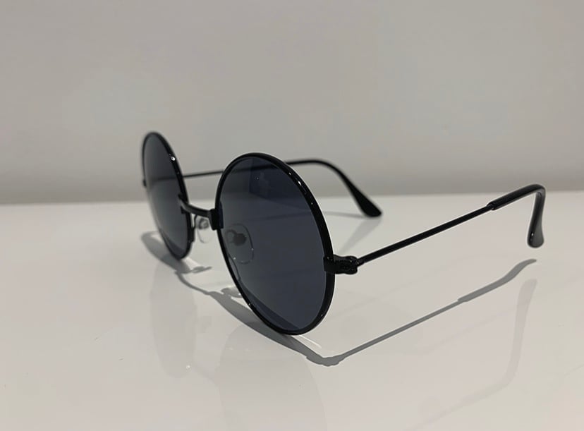 Image of Circle Sunglasses 