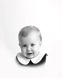 Image 1 of Classic portrait Minis weekday mornings