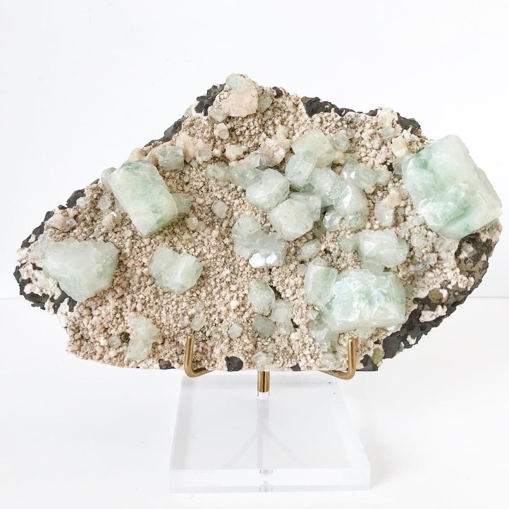 Image of Green Apophyllite no.07 Pink Cactus Collection Lucite Pairing