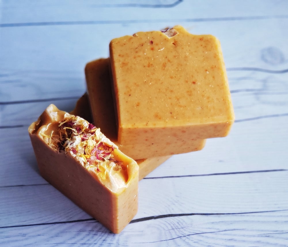 Image of PAPAYA COCONUT AND GRAPEFRUIT VEGAN FRIENDLY SOAP