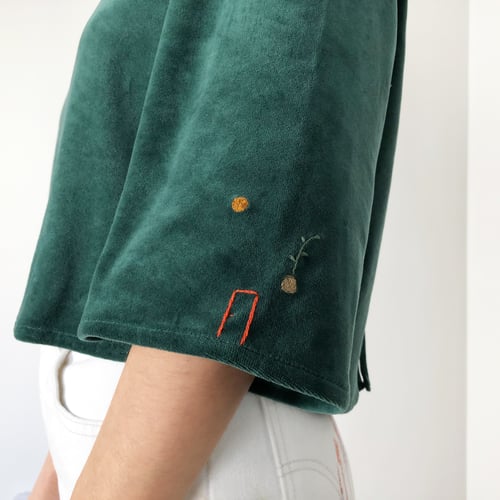 Image of Pre-order: Margareth shirt in green velvet 100% organic cotton, handmade in Berlin