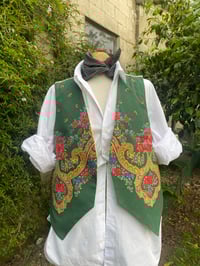 Image 9 of CHALECO FEITO A MAN. FOLIADA76. Talla S/M