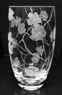 Large 'cracks and flowers' vase