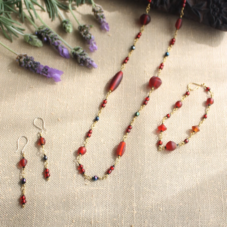 Image of Red & Black Glass Bead Wire Wrapped Jewelry Set