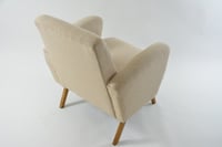 Image 3 of Fauteuil ondulaire beige
