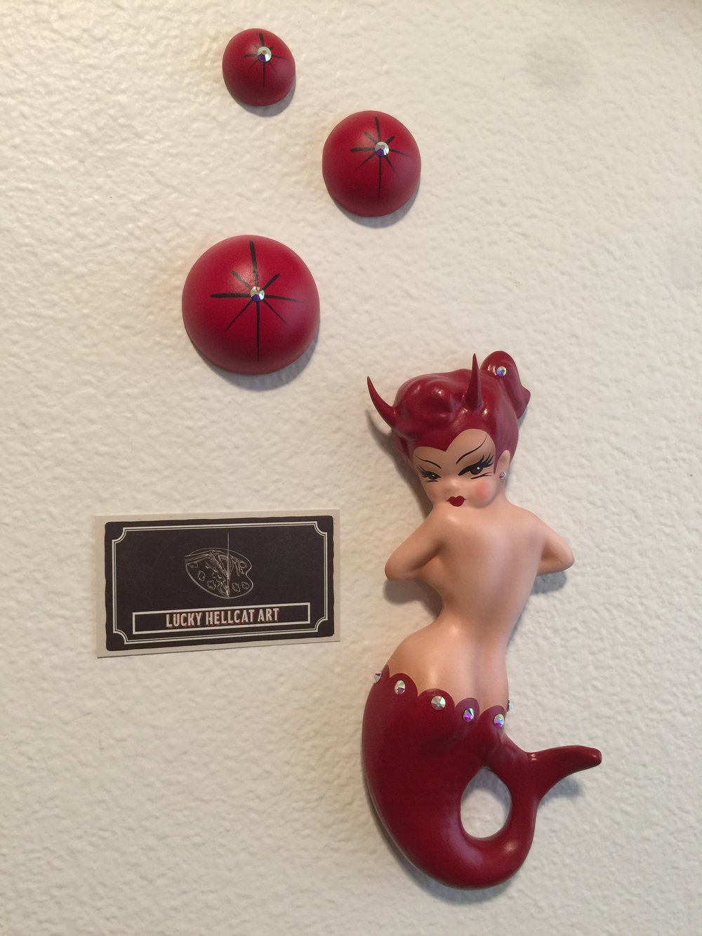 Little Devil Vintage Style Wall Mermaid with Bubbles