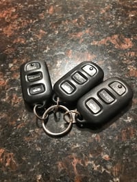 Toyota OEM Keyfob (preowned)