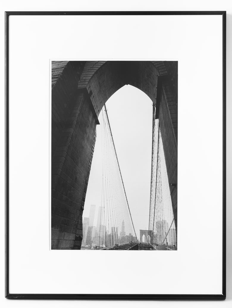 Image of 'Brooklyn Bridge and Twin Towers', September 2001.