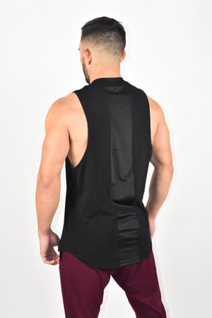 Image of STRIPE MUSCLE TANK BLACK 