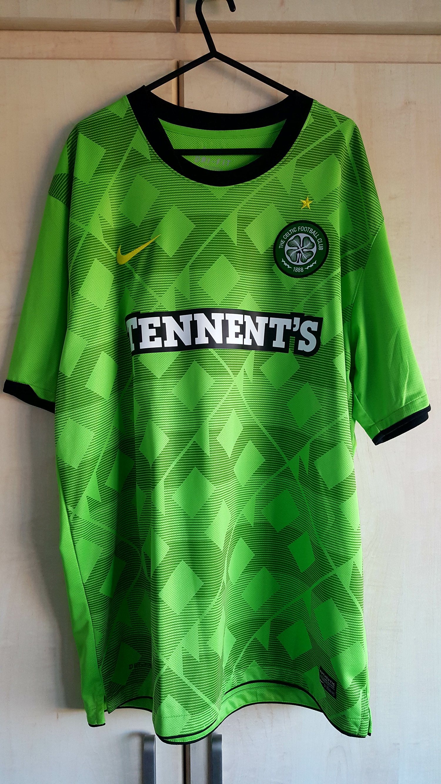 Glasgow Celtic 2010/2011 Nike Away Shirt XL