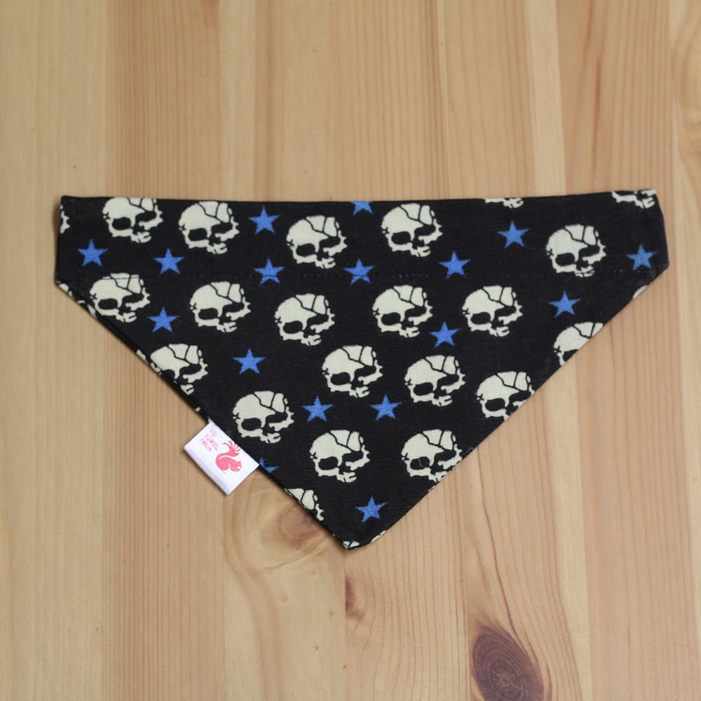 Image of Retro Skulls dog & cat bandana