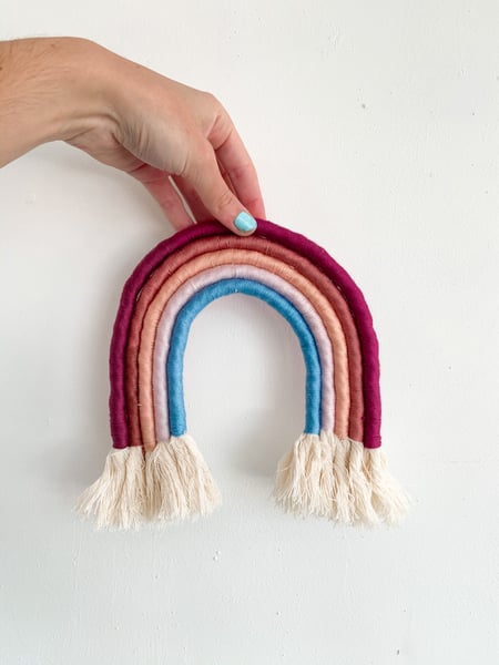 Image of Rainbow Macrame Workshop