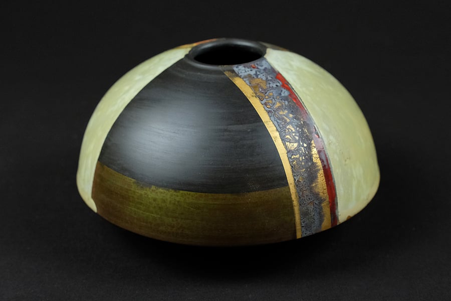 Image of TONY LAVERICK - SMALL VASE I