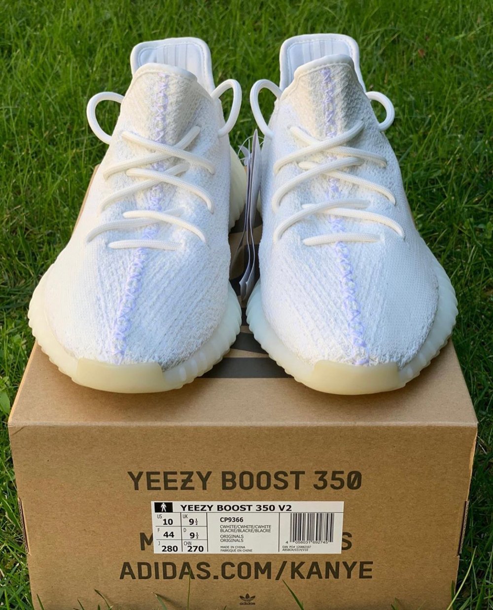Image of YEEZY BOOST 350 V2 “TRIPLE WHITE”