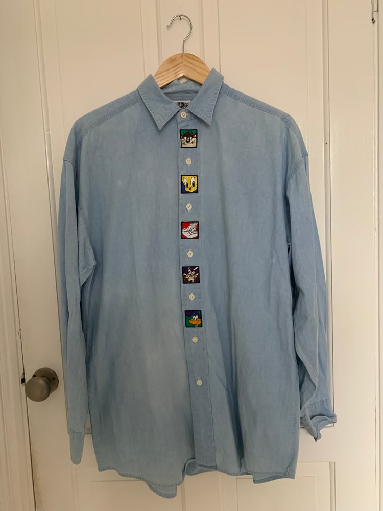 Image of 90’s looney tunes denim shirt 