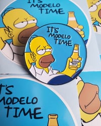 It’s modelo time