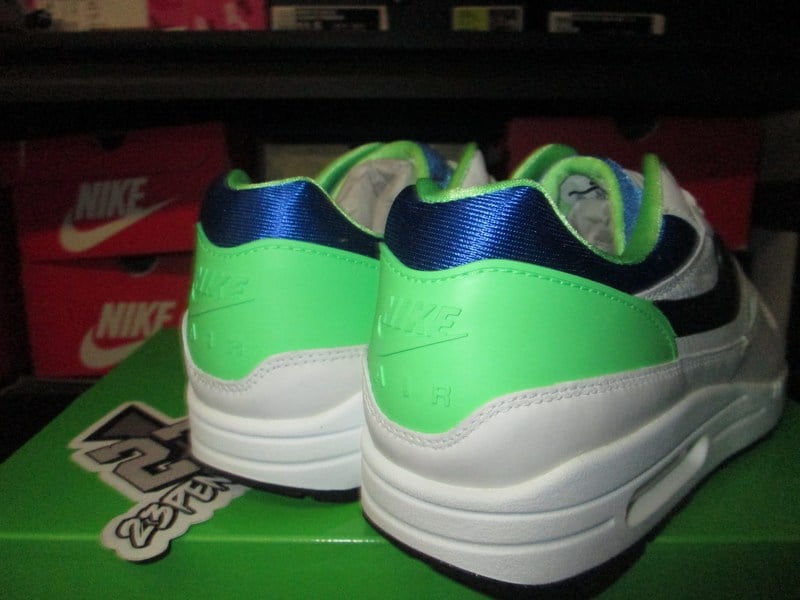 air max 1 scream green