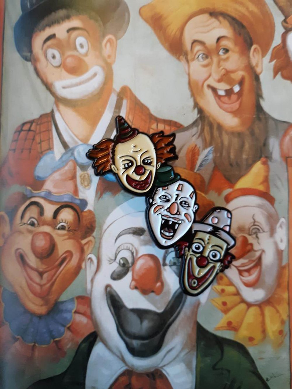 Sideshow Stars CREEPY CLOWN TRIO 1.75" Soft Enamel Pin