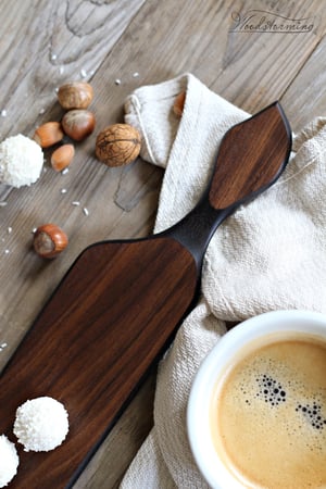 Image of Small walnut serving board - the leaf