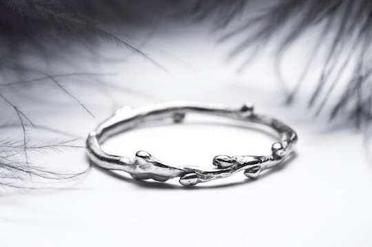 Image of WHITE GOLD TWIG RING