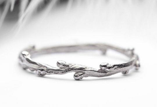 Image of WHITE GOLD TWIG RING