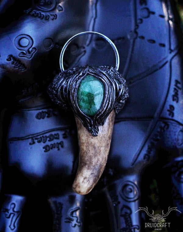 Image of Emerald Antler Necklace