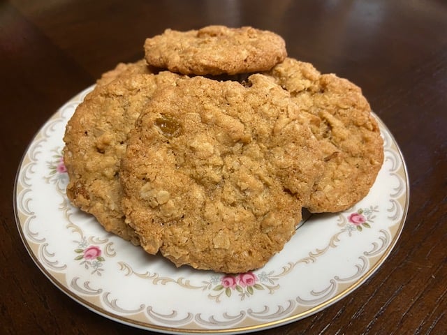Image of Blue Ribbon Oatmeal Raisin Cookies - 1 dozen