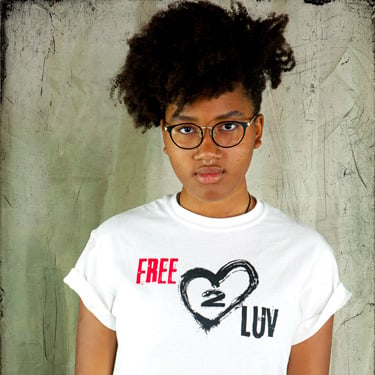 FREE2LUV Tee