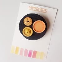 Image 2 of Vintage Button Brooch