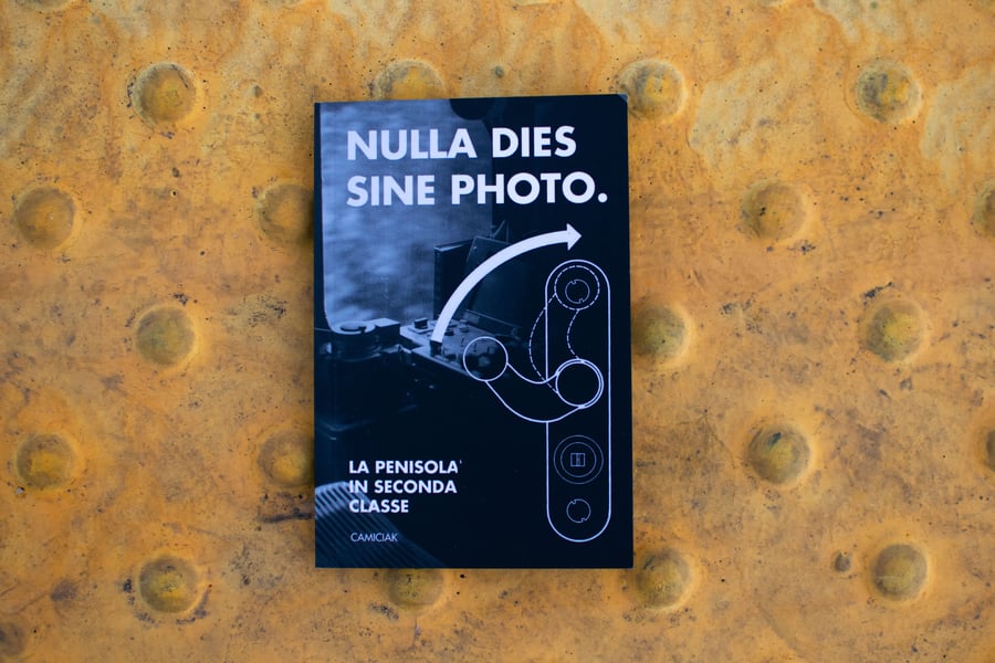 Image of NULLA DIES SINE PHOTO.
