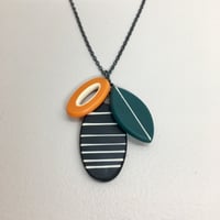 Image 1 of stripe cluster leaf pendant