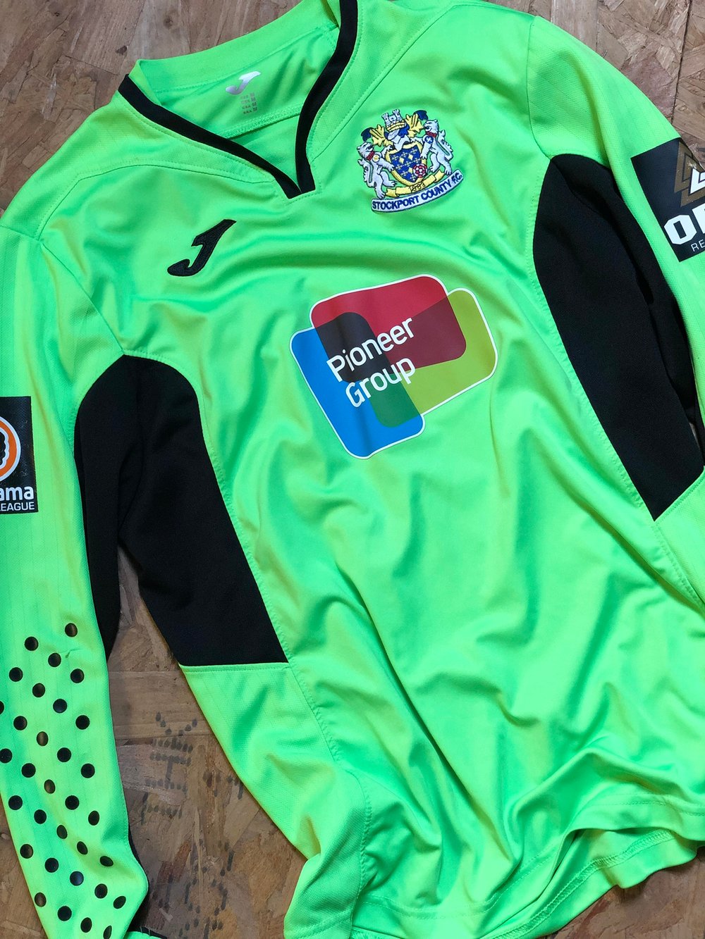 Match Issue 2018/19 Joma Home Goalkeeper Shirt