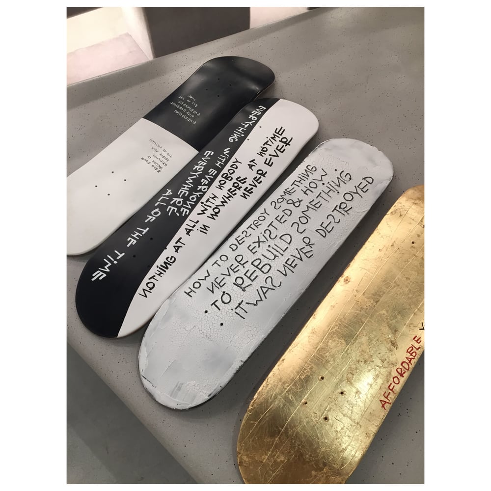 洋書 Henrik Purienne JEUX DE PEAU 1st edition Henrik Purienne 洋書 Henrik Purienne JEUX DE PEAU 1st edition Henrik Purienne