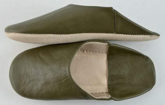 Image of OLIVE GREEN LEATHER BABOUCHE