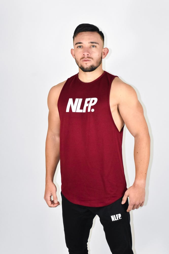 Image of SIGNATURE CUT OFF SCOOP TANK BURGUNDY