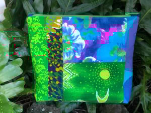 Image of Vintage Hawaiian clutch # 25