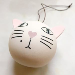 Image of Cat - ornament // medium