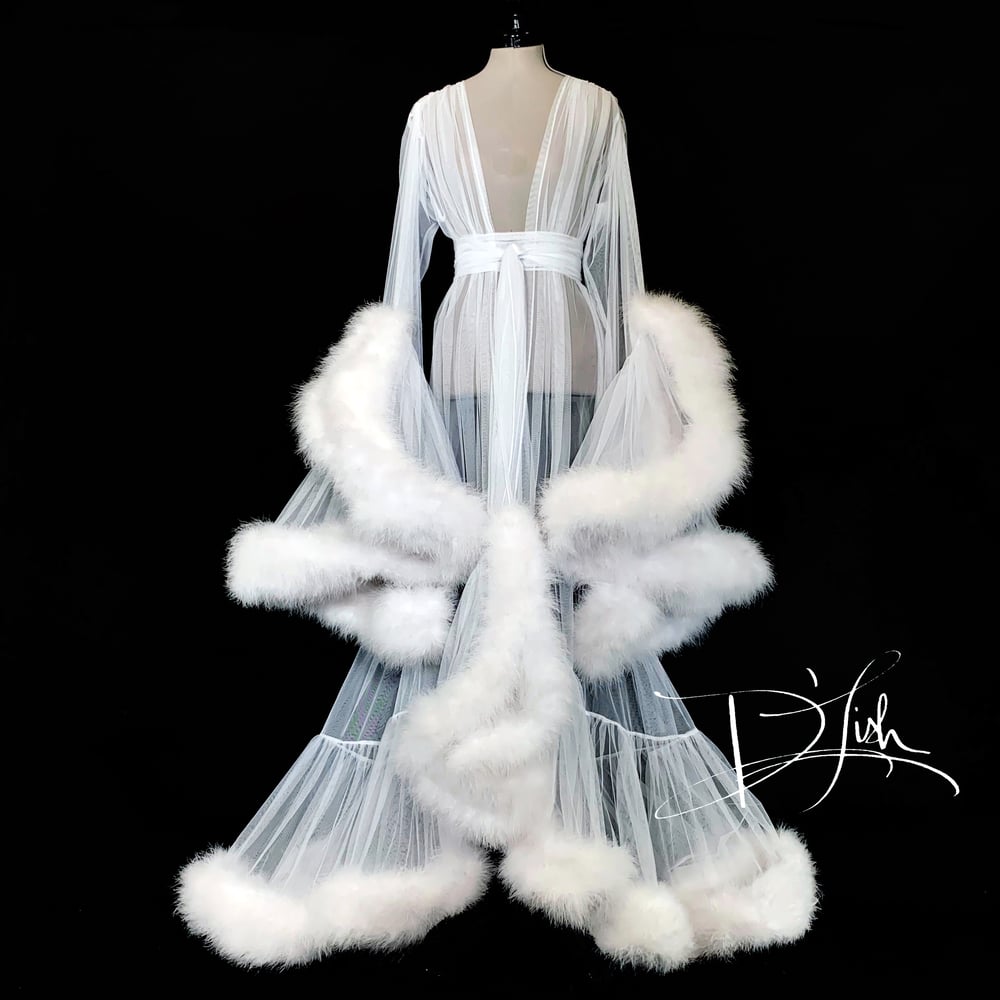 Image of Extra Deluxe White "Cassandra" Dressing Gown