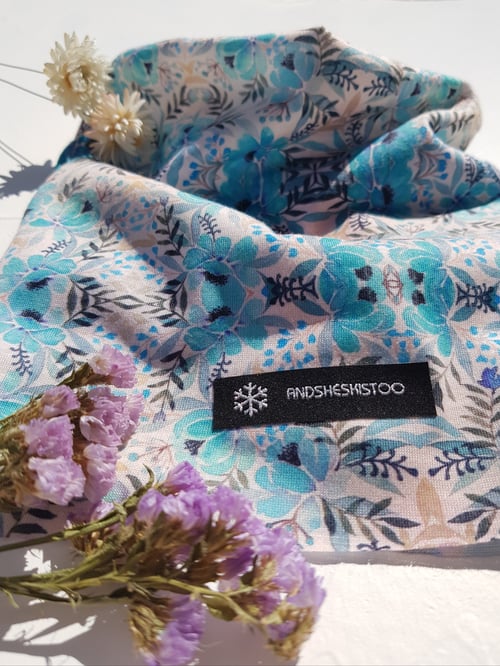 Image of Iceberg Florals Neckwarmer