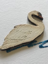 Image 2 of Swan