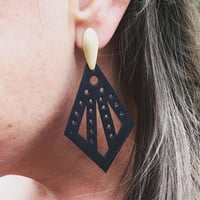 Image 4 of Deco Earring
