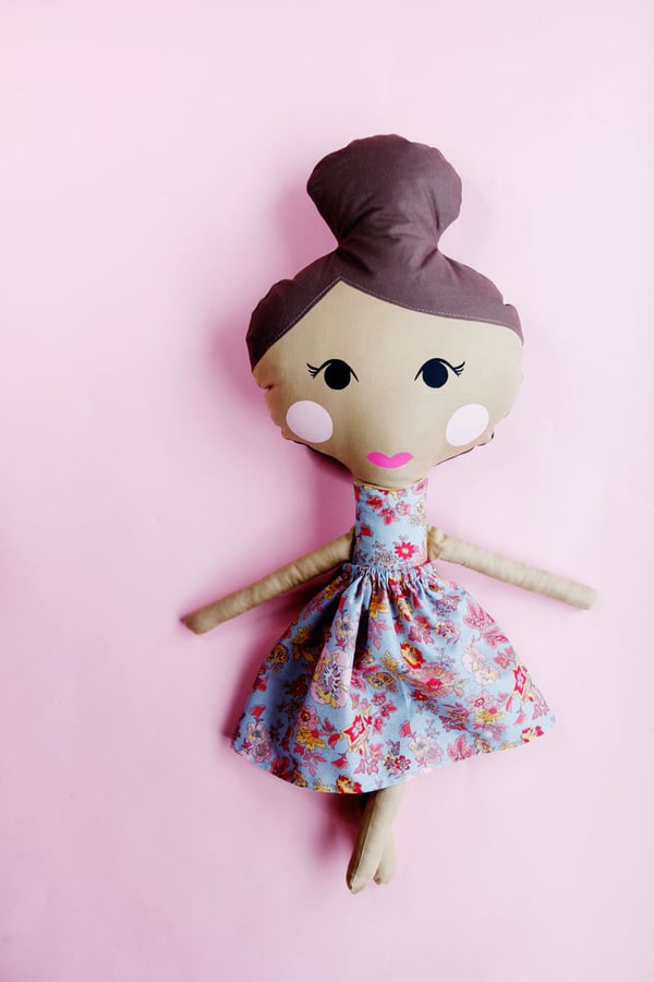 Image of the DOLL SEWING PATTERN pdf