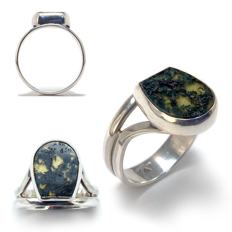 Moss Agate & Enamel Ring size 9 | Qiterra Arts & Jewelry