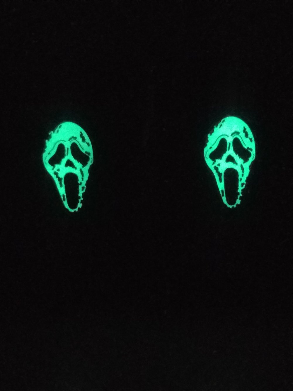 1.75 " Ghostface Enamel Pins | BERSERKERBLACKMARKET