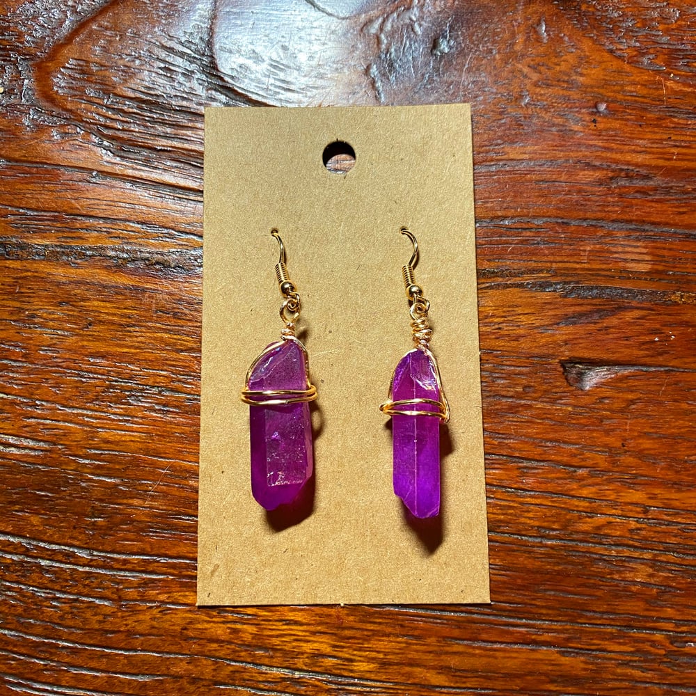 Jedi Rogue Kyber Earrings in Purple